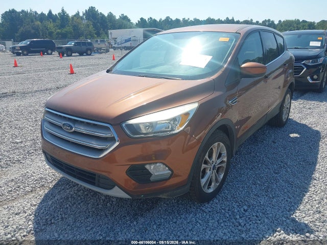 2017 FORD ESCAPE SE 2