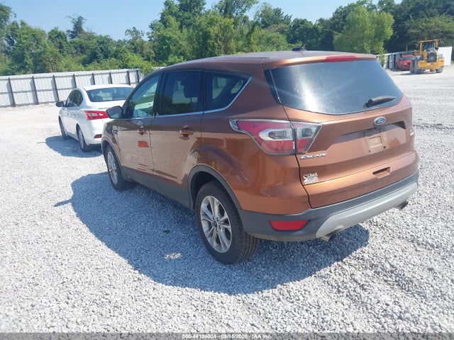 2017 FORD ESCAPE SE 3