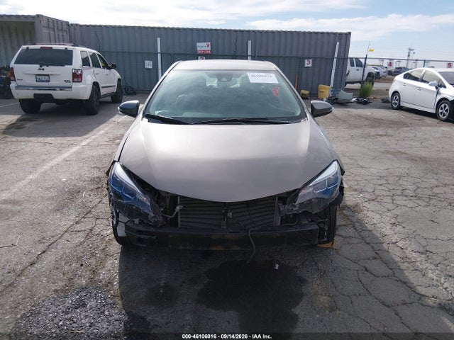 2017 TOYOTA COROLLA SE 13