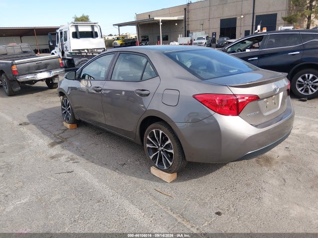 2017 TOYOTA COROLLA SE 3