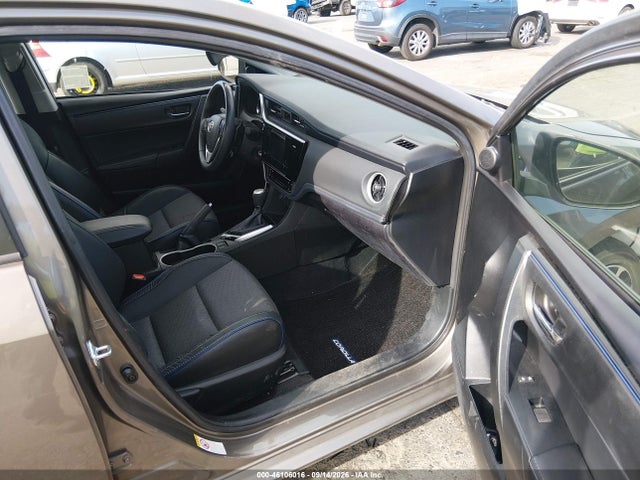 2017 TOYOTA COROLLA SE 5