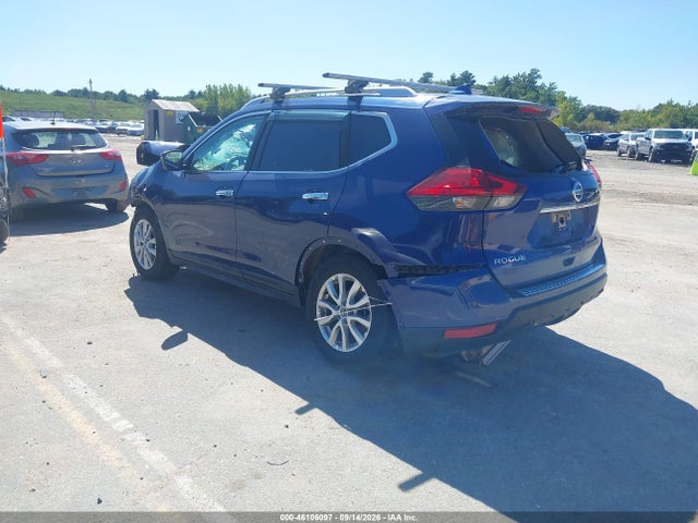 2017 NISSAN ROGUE SV 3
