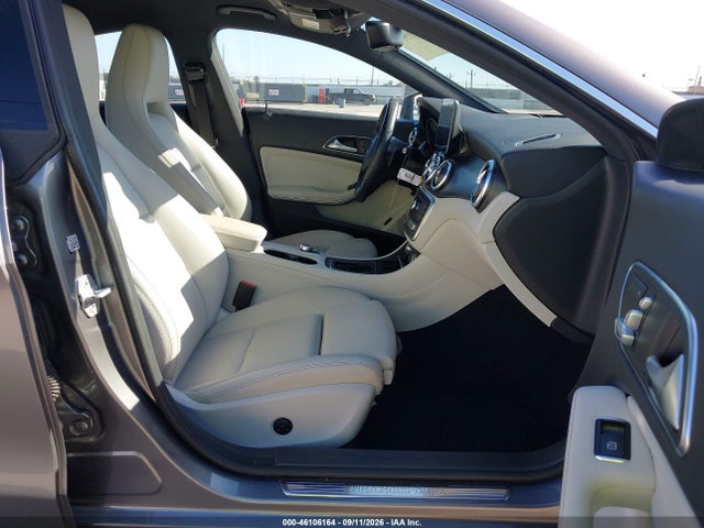 2017 MERCEDES-BENZ CLA 250 5