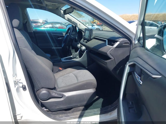 2021 TOYOTA RAV4 XLE 5