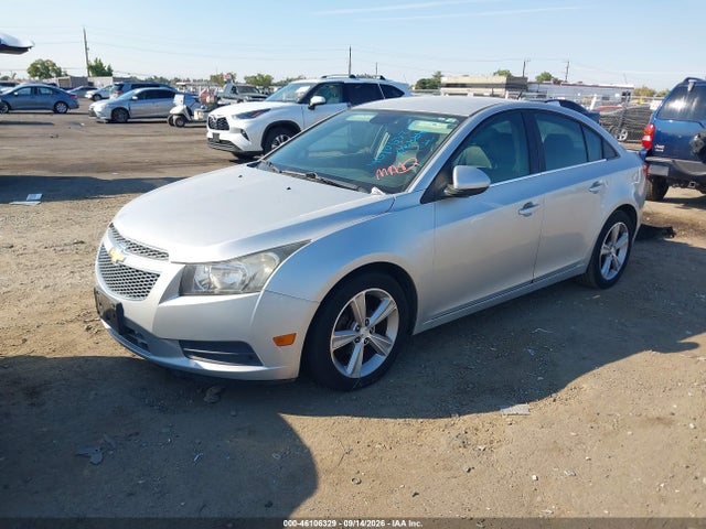 2013 Chevrolet CRUZE 2LT AUTO — фото 2