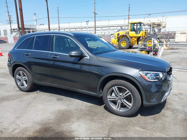2020 MERCEDES-BENZ GLC 300 4MATIC 13
