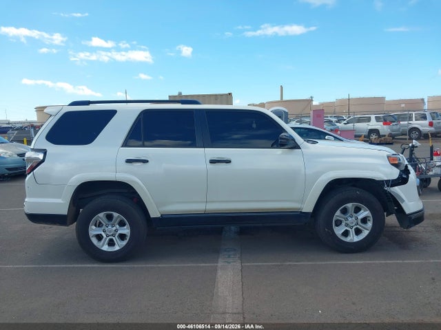2021 TOYOTA 4RUNNER NIGHTSHADE SPECIAL EDITION 13