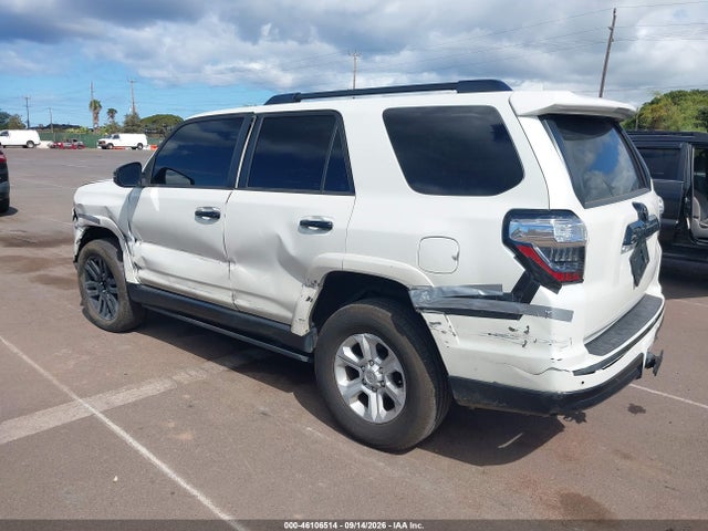 2021 TOYOTA 4RUNNER NIGHTSHADE SPECIAL EDITION 3