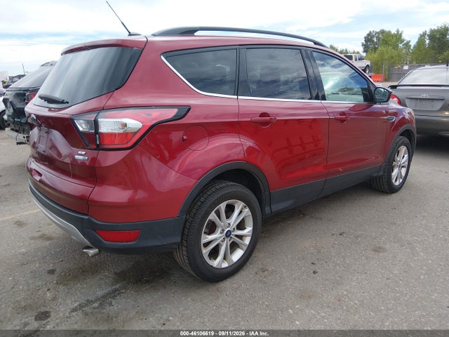 2018 FORD ESCAPE SE 4