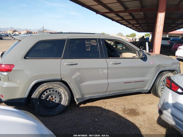2020 JEEP GRAND CHEROKEE TRAILHAWK 4X4 12