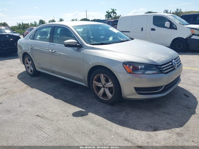 2012 Volkswagen PASSAT 2.5L SE — фото 1