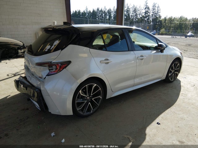 2022 TOYOTA COROLLA XSE 4