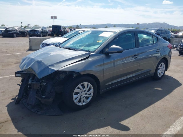 2018 HYUNDAI ELANTRA SE 2