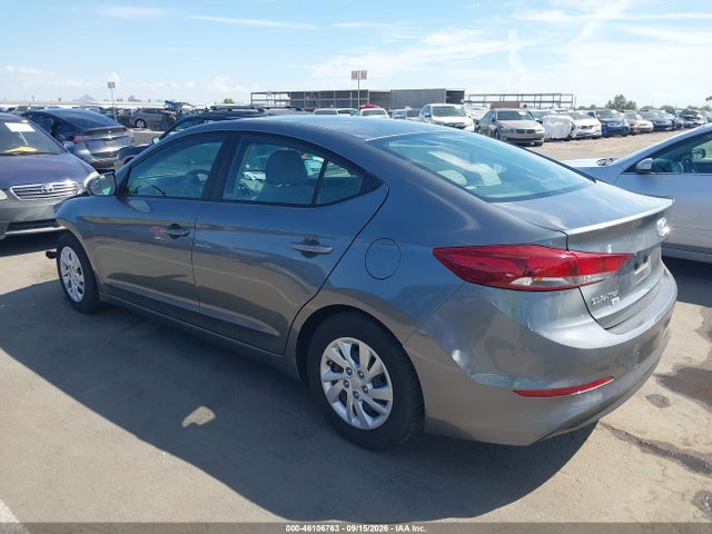 2018 HYUNDAI ELANTRA SE 3