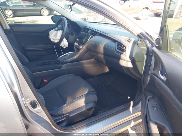2019 HONDA INSIGHT EX 5
