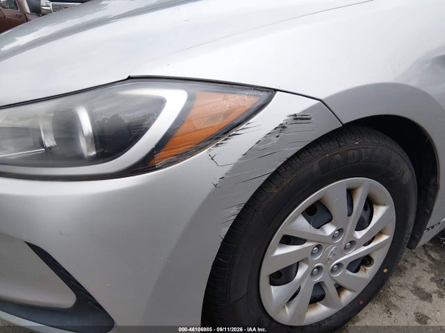 2017 HYUNDAI ELANTRA SE 13
