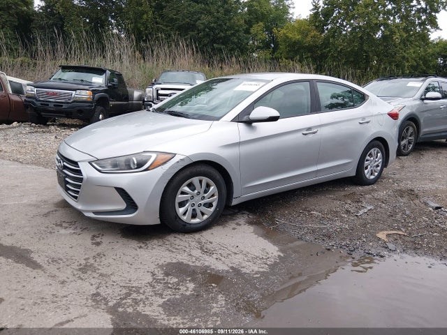 2017 HYUNDAI ELANTRA SE 2