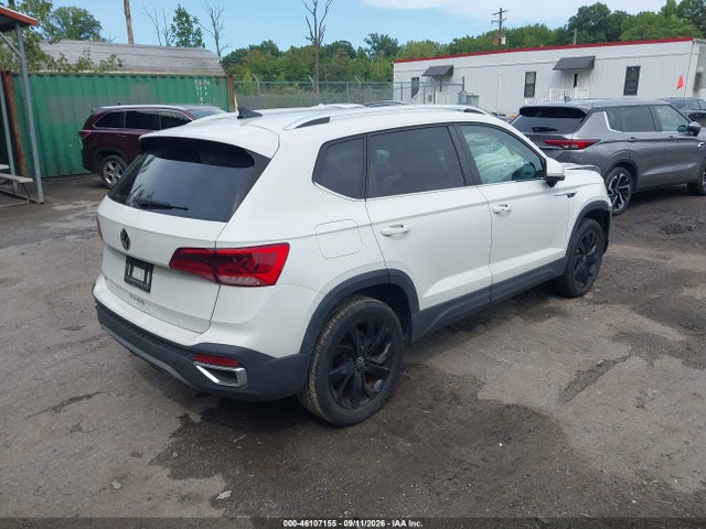 2022 VOLKSWAGEN TAOS 1.5T SE 4