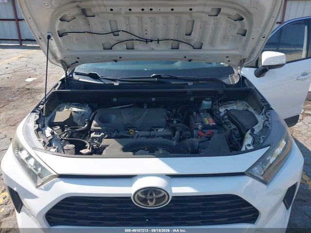 2019 TOYOTA RAV4 LE 10