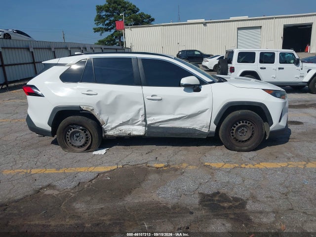 2019 TOYOTA RAV4 LE 13