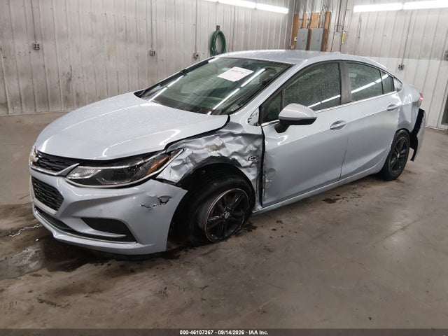 2017 CHEVROLET CRUZE LT AUTO 2