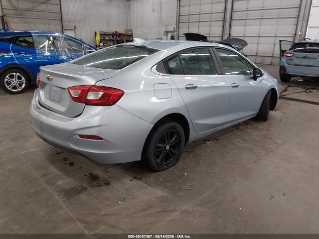 2017 CHEVROLET CRUZE LT AUTO 4
