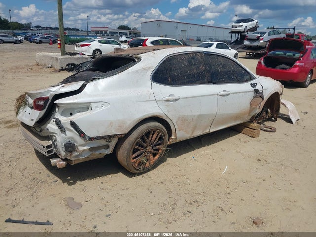 2023 TOYOTA CAMRY XSE 4