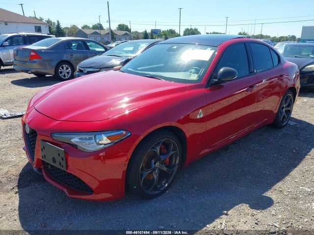 2018 ALFA ROMEO GIULIA TI SPORT AWD 2