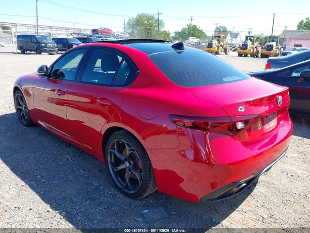 2018 ALFA ROMEO GIULIA TI SPORT AWD 3
