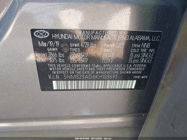 2019 HYUNDAI SANTA FE SE 4