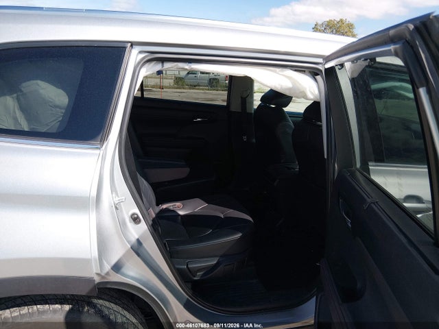 2021 TOYOTA HIGHLANDER XLE 8