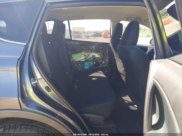 2017 TOYOTA RAV4 LE 8