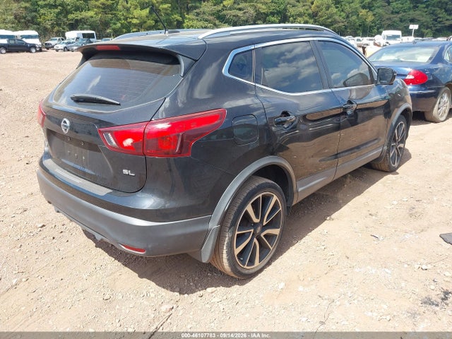 2017 NISSAN ROGUE SPORT SL 4