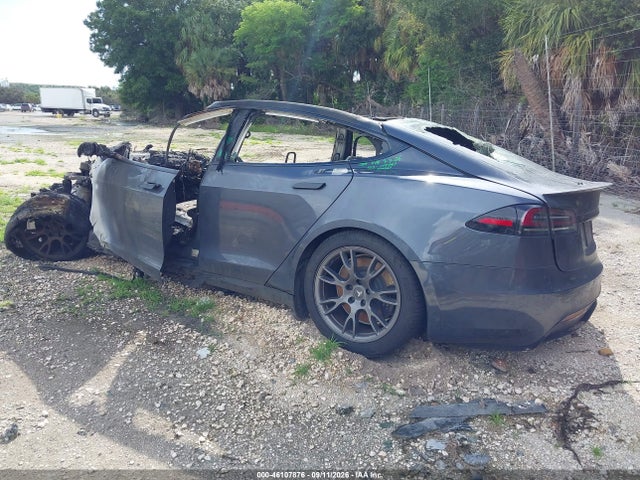 2022 TESLA MODEL S PLAID TRI MOTOR ALL-WHEEL DRIVE 3