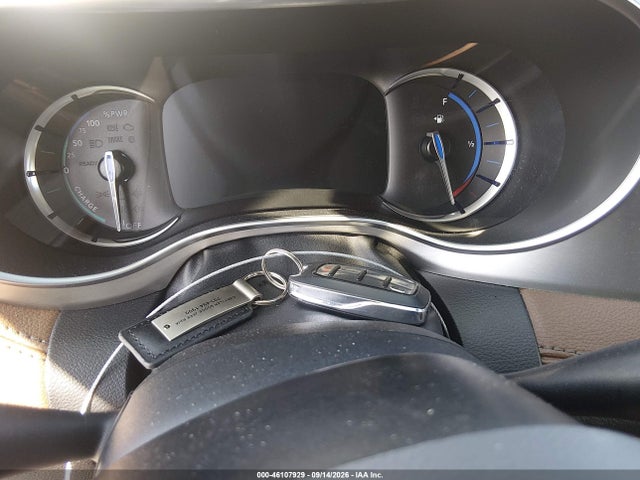 2021 CHRYSLER PACIFICA HYBRID LIMITED 11