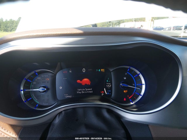2021 CHRYSLER PACIFICA HYBRID LIMITED 7