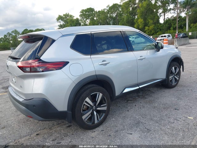 2021 NISSAN ROGUE SL FWD 4