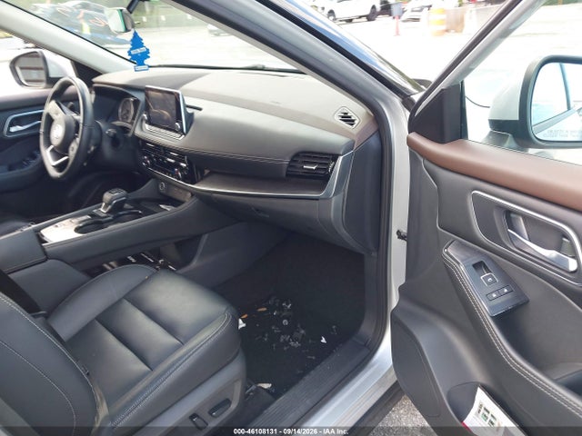 2021 NISSAN ROGUE SL FWD 5