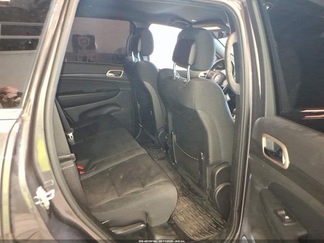 2017 JEEP GRAND CHEROKEE LAREDO 4X4 8