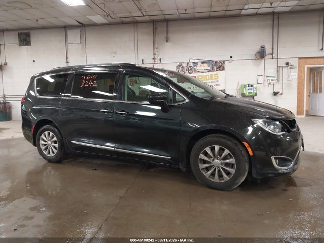2017 CHRYSLER PACIFICA TOURING-L 13