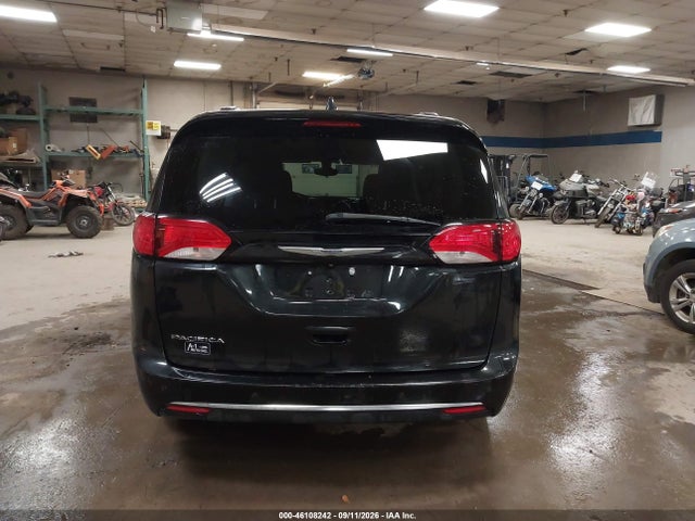 2017 CHRYSLER PACIFICA TOURING-L 16