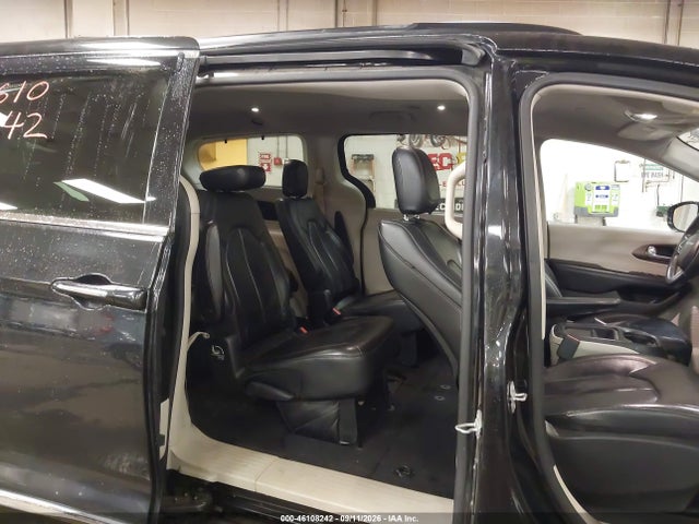 2017 CHRYSLER PACIFICA TOURING-L 8