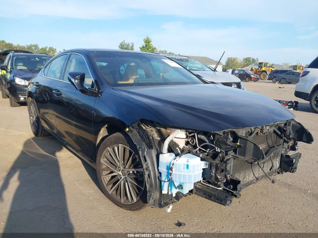 2022 Lexus ES 350
