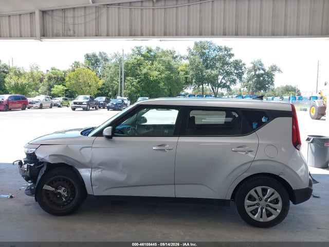 2021 KIA SOUL LX 14