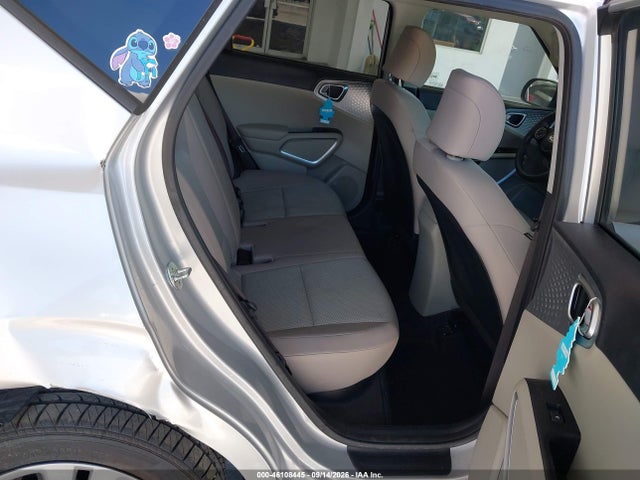 2021 KIA SOUL LX 8