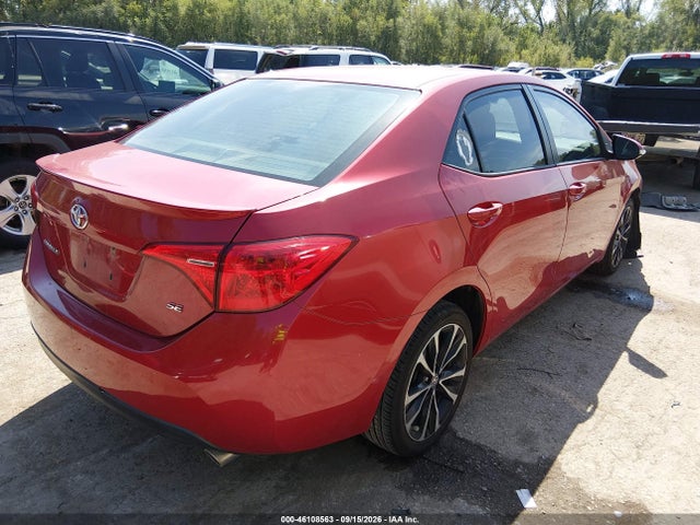 2017 TOYOTA COROLLA SE 4