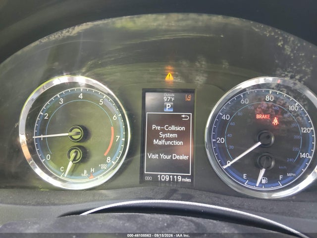 2017 TOYOTA COROLLA SE 7