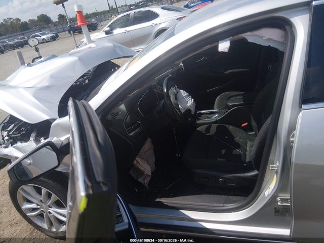 2018 CHEVROLET MALIBU LT 18