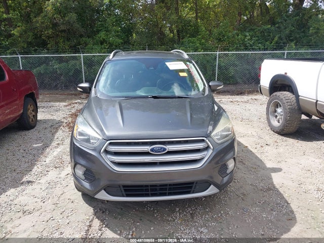 2017 FORD ESCAPE TITANIUM 12