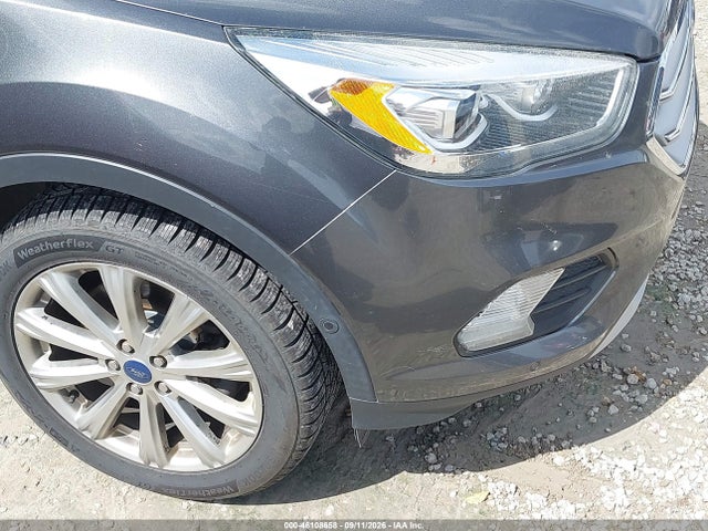 2017 FORD ESCAPE TITANIUM 17